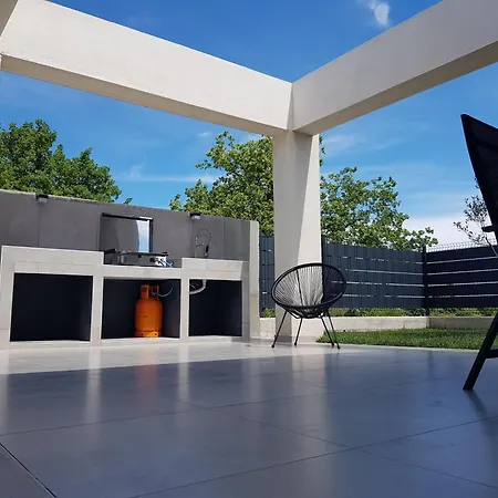 Dom wakacyjny Mit Privatem Pool In Ruhiger Lage *